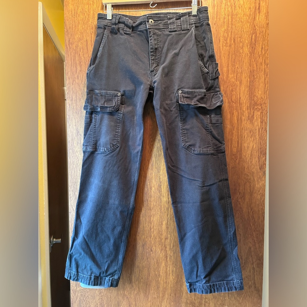 Duluth Trading Co Black Cargo Pants